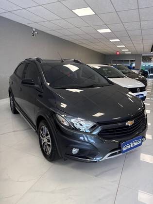 CHEVROLET ONIX 1.4 MPFI ACTIV 8V FLEX 4P AUTOMÁTICO